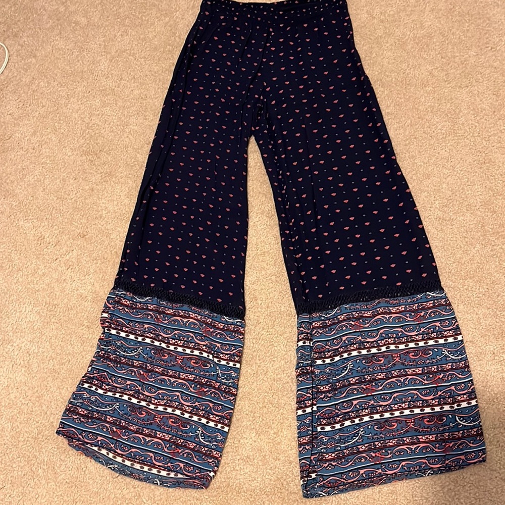 Dark blue patterned pants